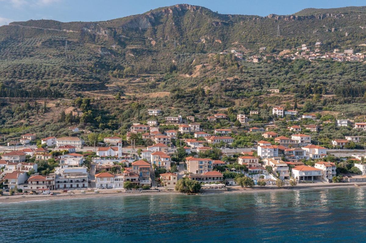 Paralia Platanou Seaview House Екстер'єр фото