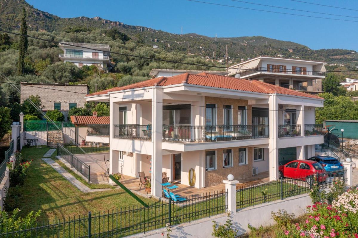 Paralia Platanou Seaview House Екстер'єр фото