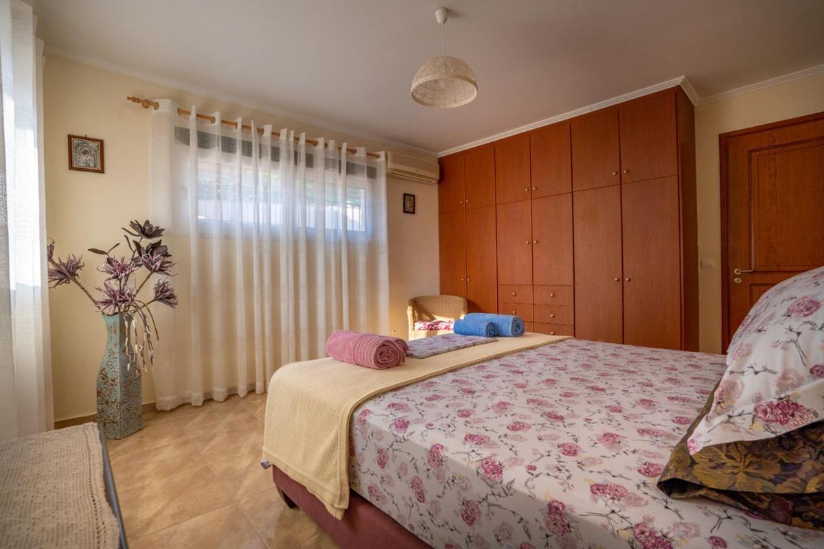 Paralia Platanou Seaview House Екстер'єр фото
