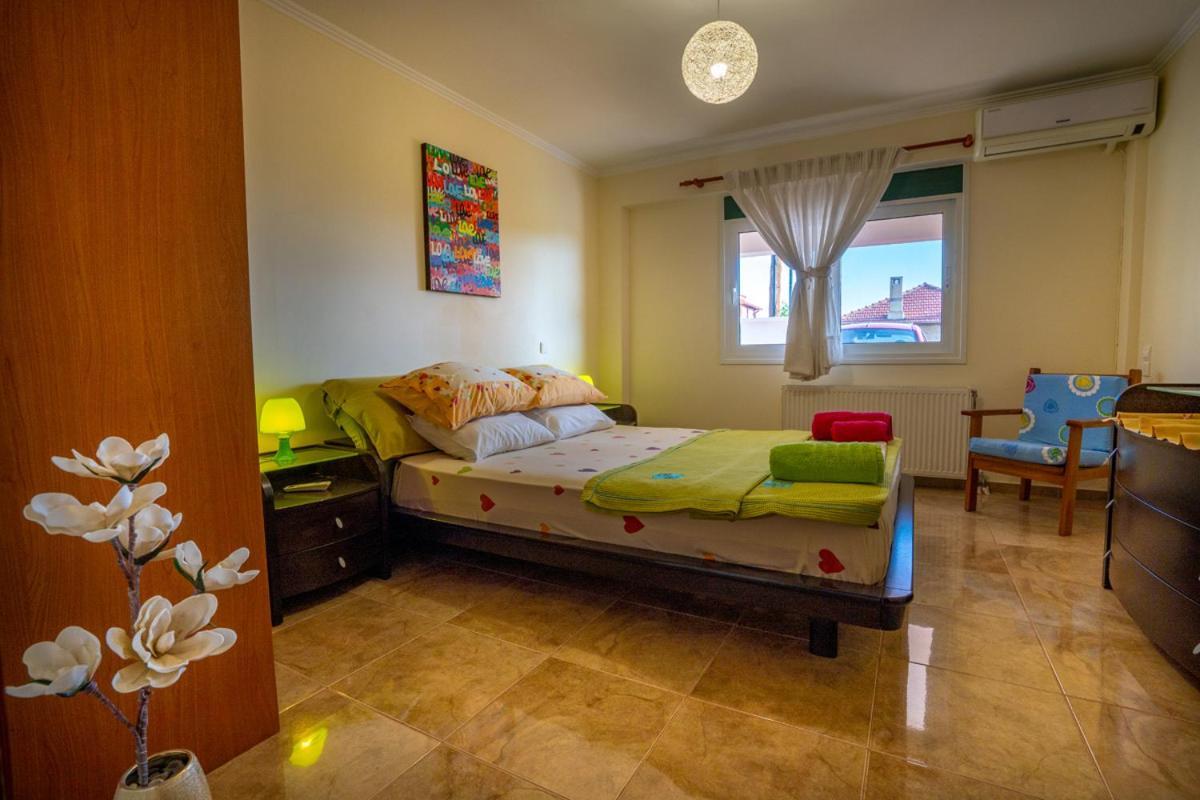 Paralia Platanou Seaview House Екстер'єр фото