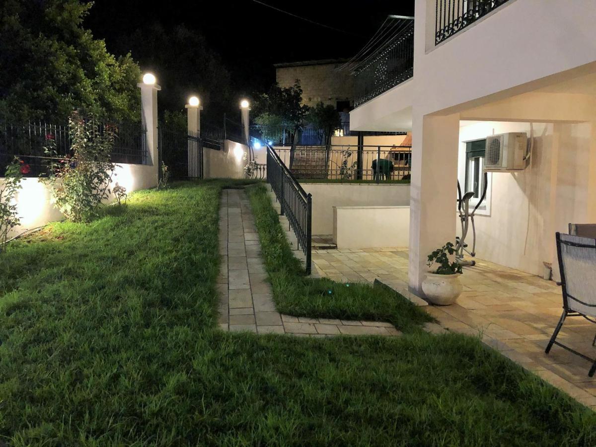 Paralia Platanou Seaview House Екстер'єр фото